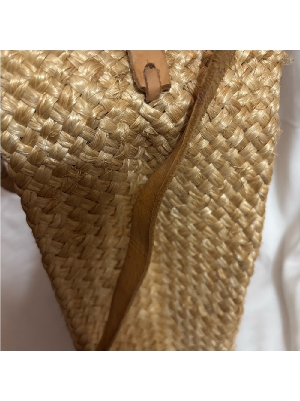 Esprit Natural Straw Crossbody Bag with Tan Leather Trim - Picture 3 of 6